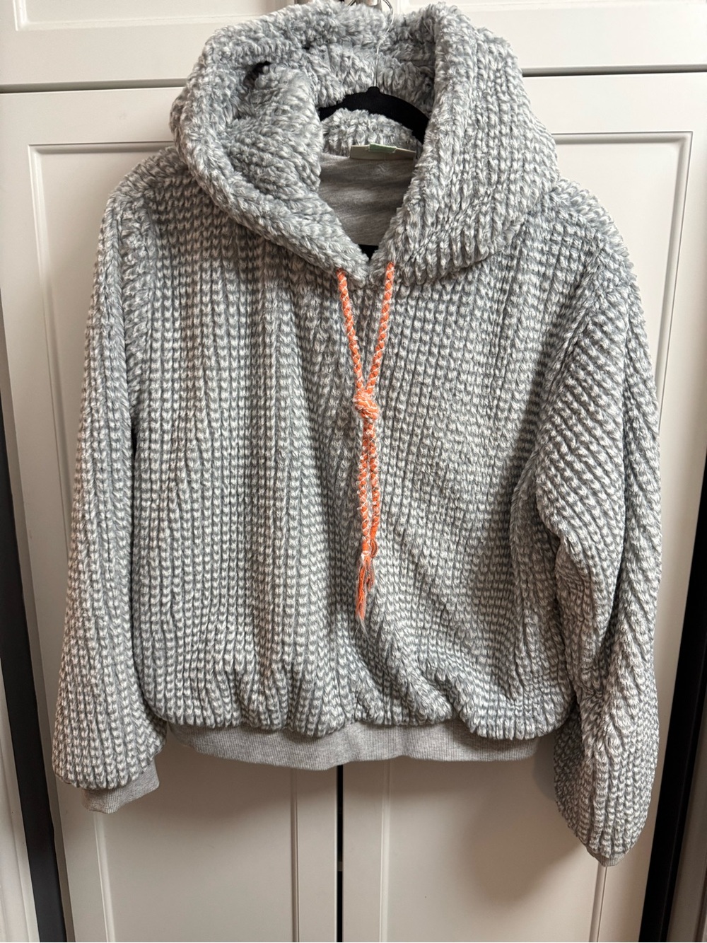 Anthropologie Chunky Knit Cowl Hoodie Sweater in Light Gray with Coral Drawcord
